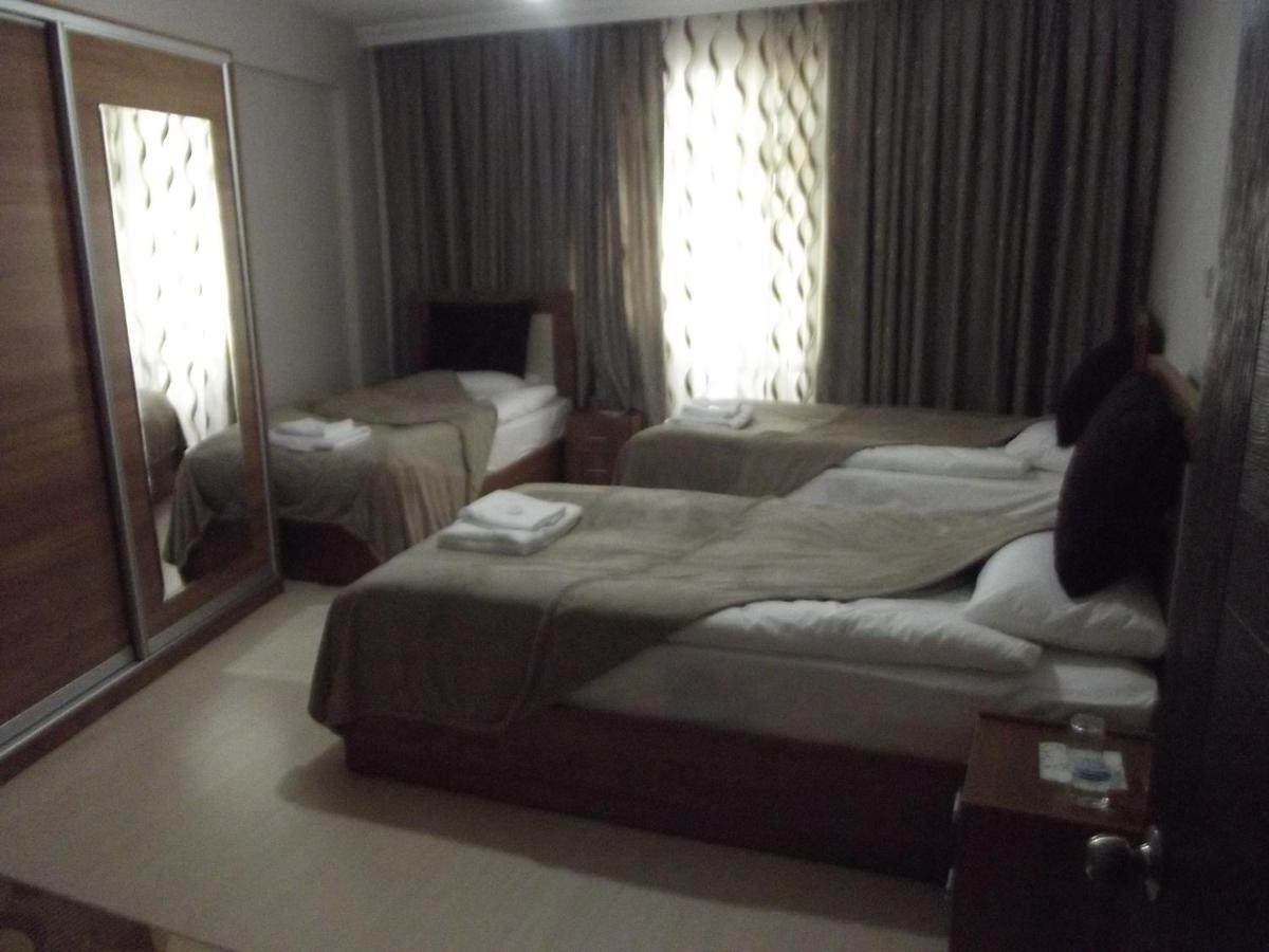 Borpark Otel Emet Exterior photo